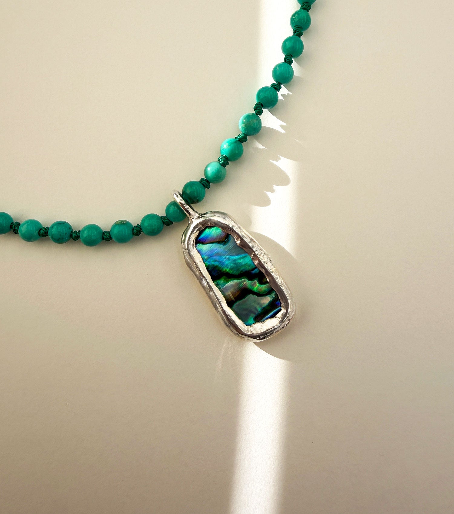 DRIFT NECKLACE - LAGOON