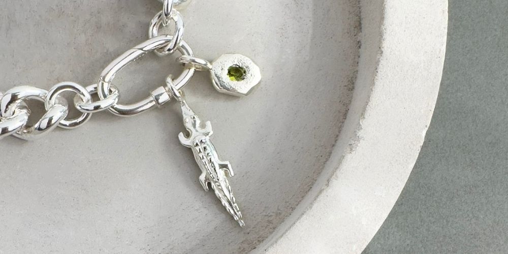 What Makes Jewellery Meaningful?
