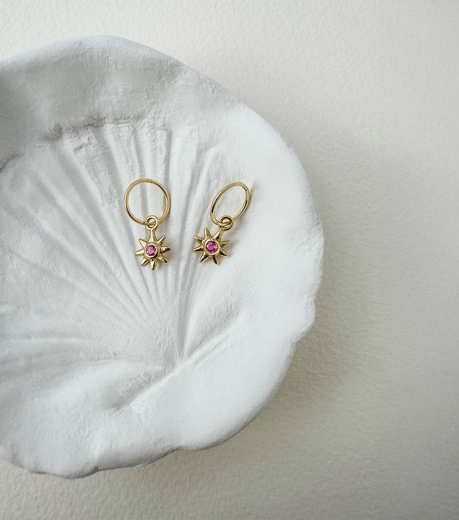 NSOROMMA CHARM HOOPS 9CT GOLD