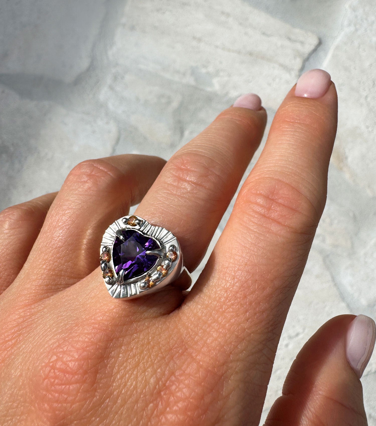 AFTERGLOW AMETHYST HEART RING