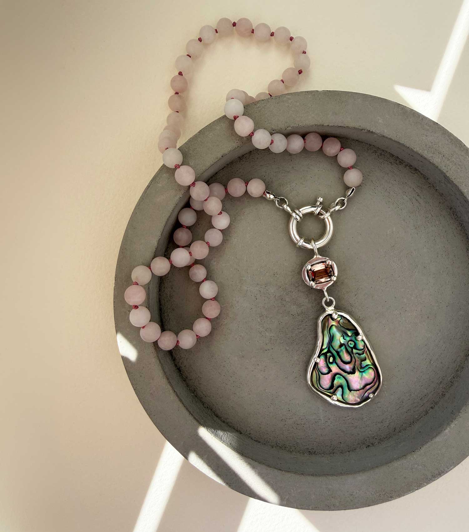 DRIFT NECKLACE - HAZE