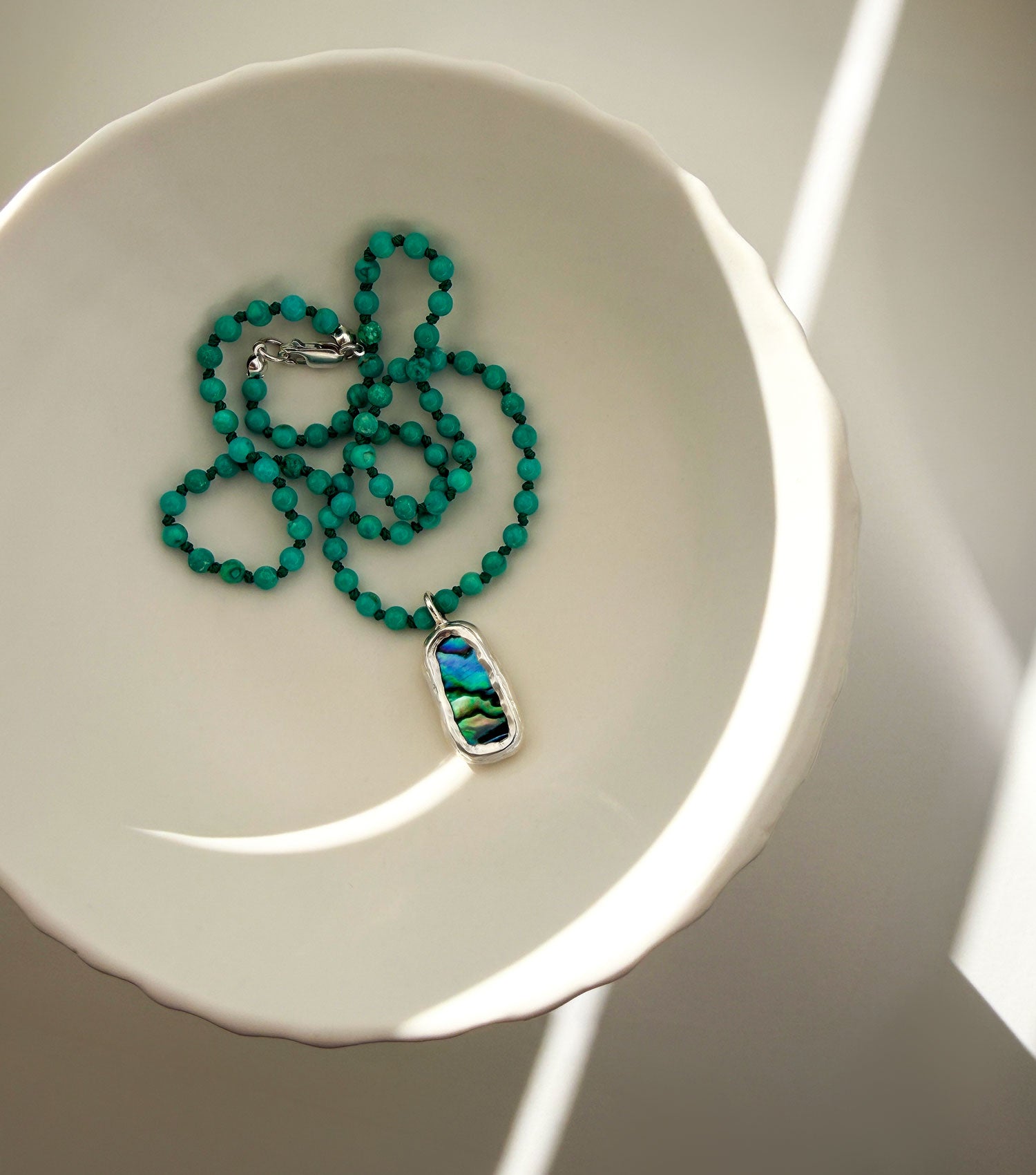 DRIFT NECKLACE - LAGOON