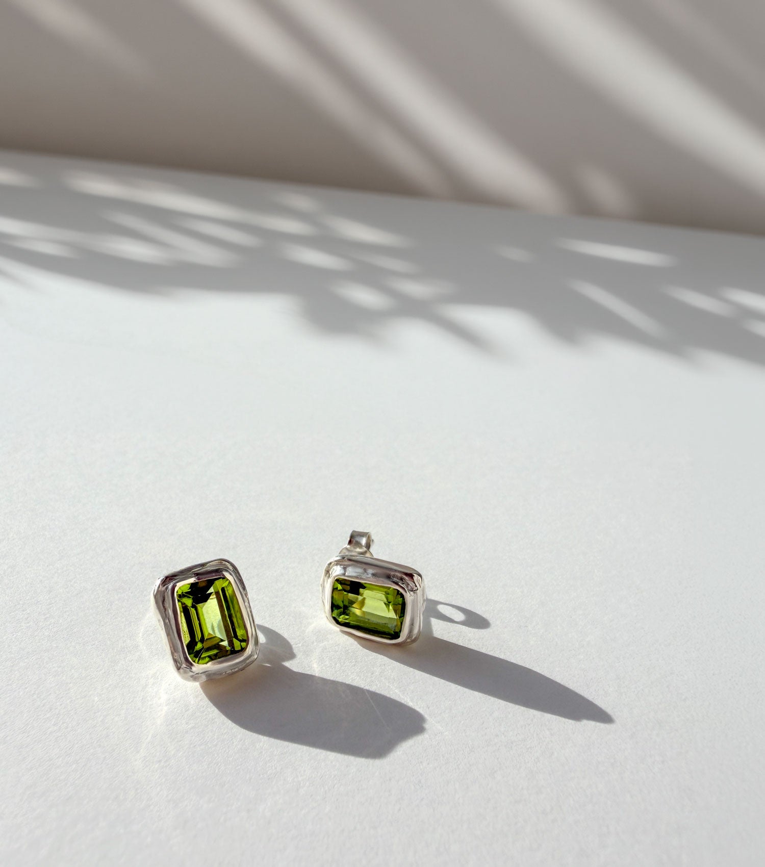 DRIFT STUDS - EMERALD CUT PERIDOT