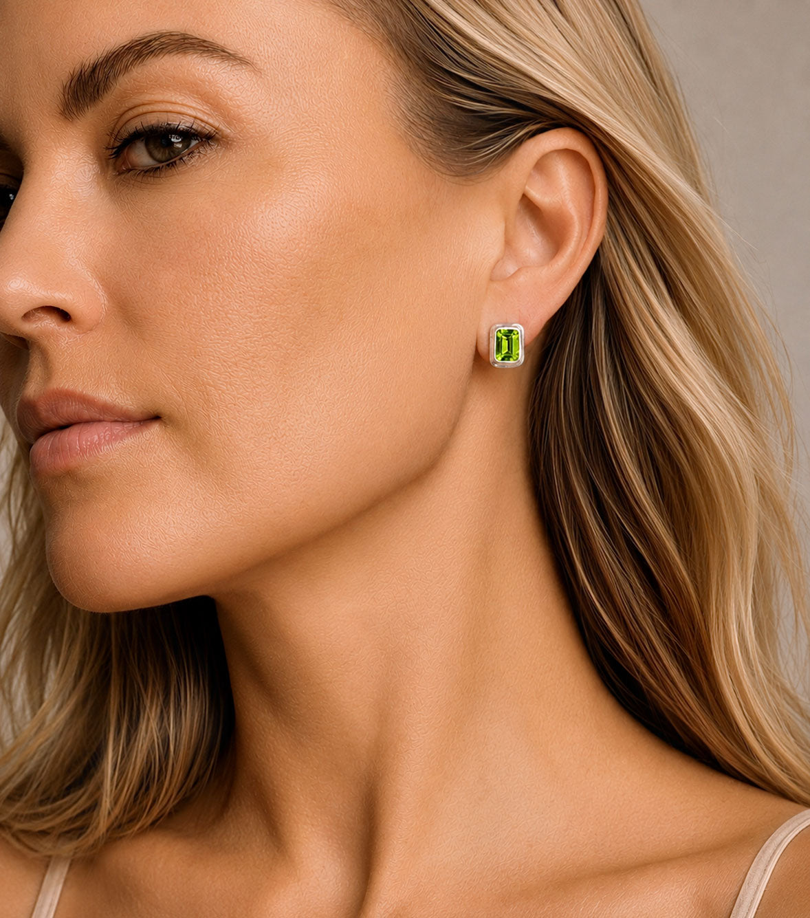 DRIFT STUDS - EMERALD CUT PERIDOT