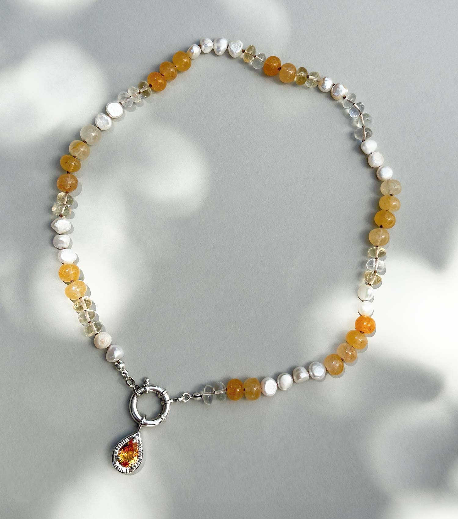 GOLDEN TIDE BEADED NECKLACE